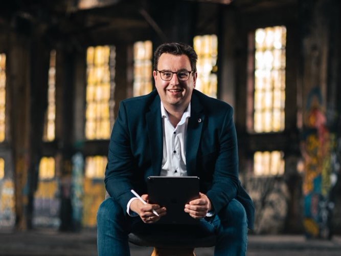 Im Interview mit Tobias Raue
